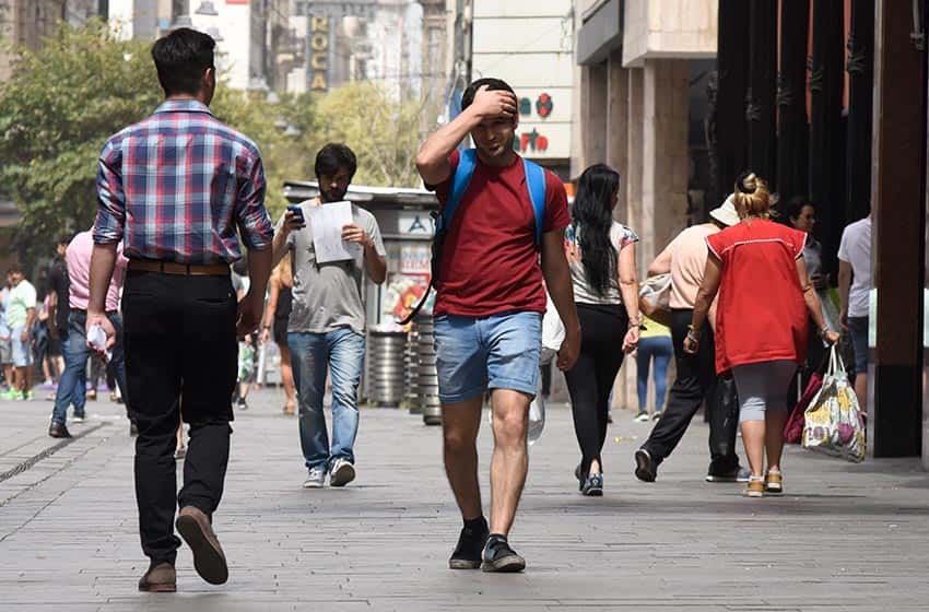 Clima en Rosario: el calor y las nubes estarán presentes durante todo el domingo