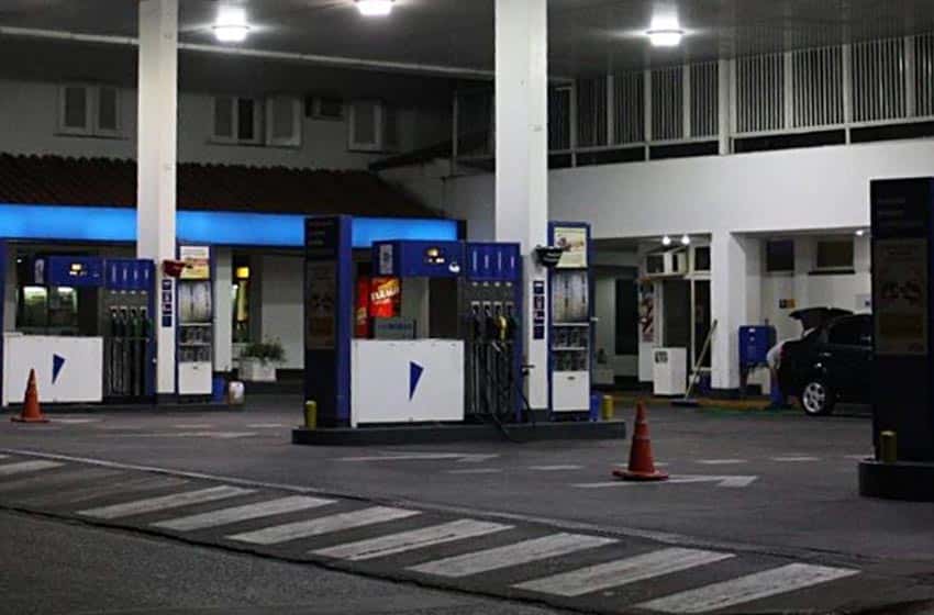 Durante la noche de Fin de Año no habrá expendio de combustibles en las estaciones de servicio de Rosario