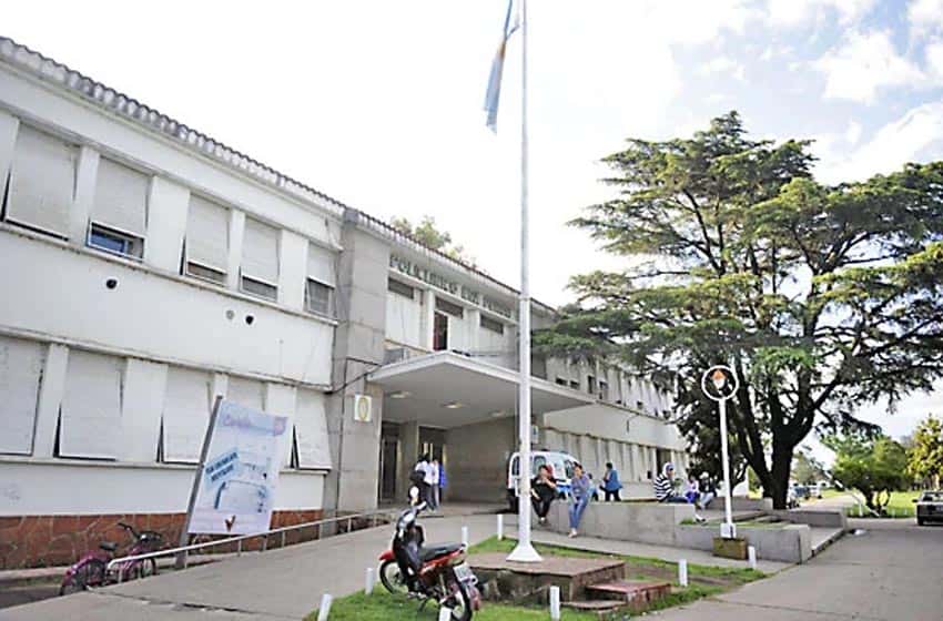 Vacunatorio VIP en el hospital de Baigorria: renunció el vicepresidente de la EPE y citan a Sukerman a dar explicaciones