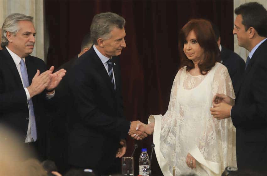 «¿Cómo que el Fondo ya está acá? Si lo trajiste vos papi», la tajante respuesta de Cristina Kirchner a los dichos de Macri sobre el FMI