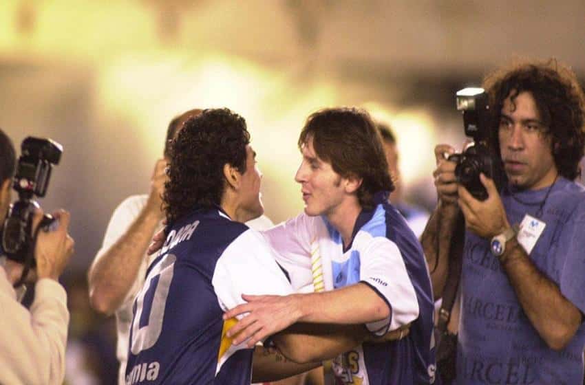 Recuerdo imborrable: el día que Maradona y Messi compartieron cancha a puras paredes, toques y gambetas