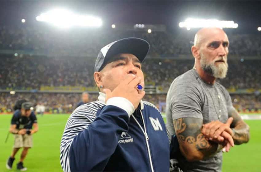 Por la muerte de Maradona, se suspendió el partido entre Boca e Inter