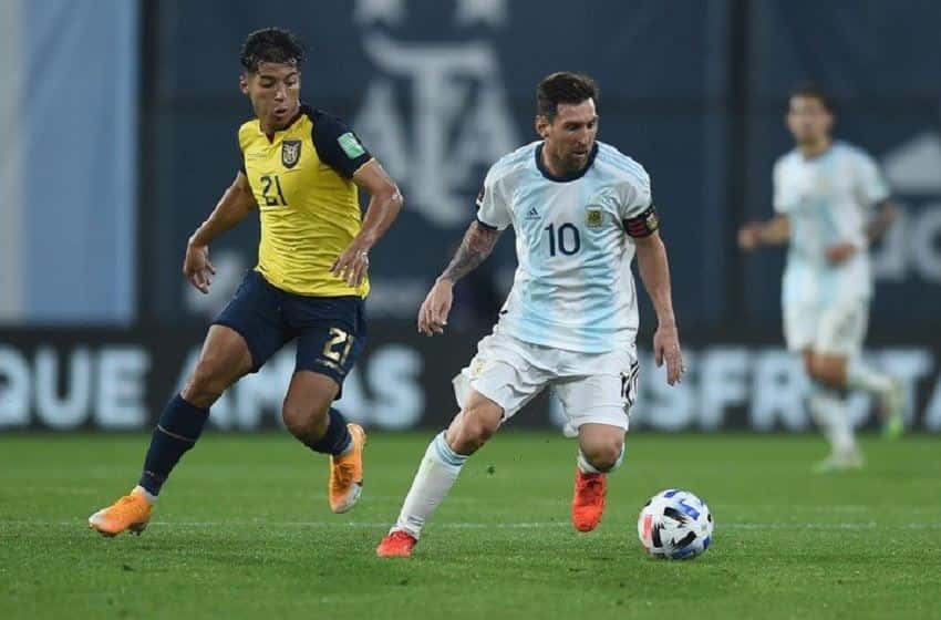 Argentina enfrenta a Ecuador buscando un lugar entre los mejores cuatro