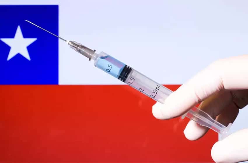 Chile comenzará a vacunar a menores de 18 años