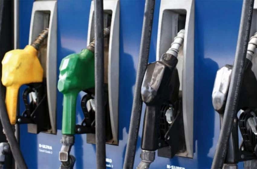 El Gobierno postergó hasta marzo la actualización de impuestos a los combustibles
