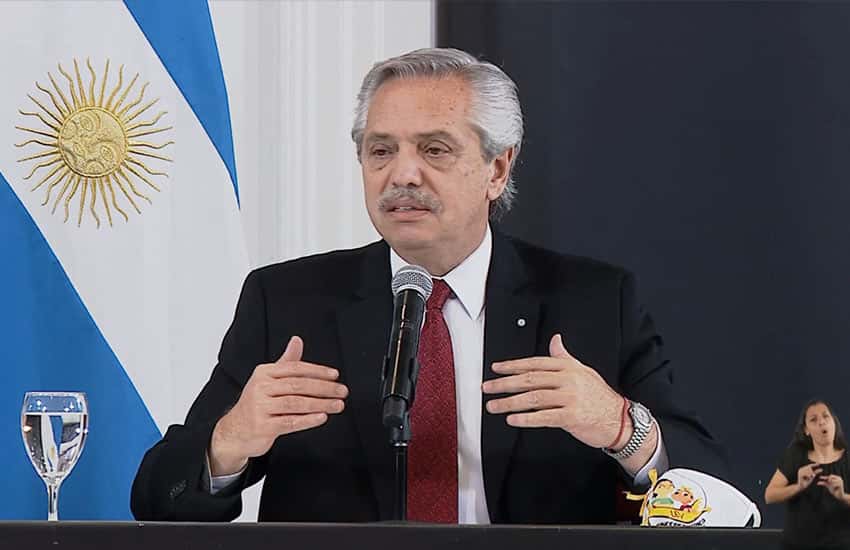 Alberto Fernández quiere sumar a Bolivia como sede para el Mundial 2030