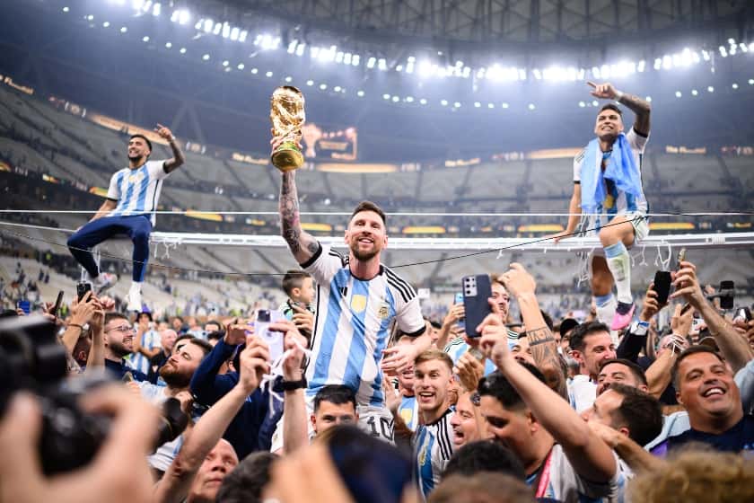 Los campeones del mundo ya están rumbo a Argentina con la copa
