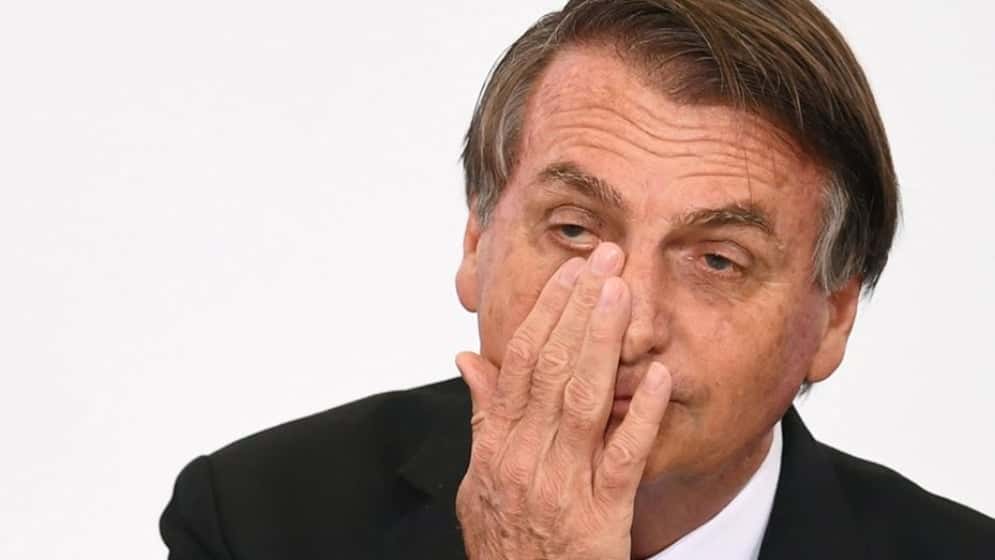 Internaron a Bolsonaro por «fuertes dolores abdominales»
