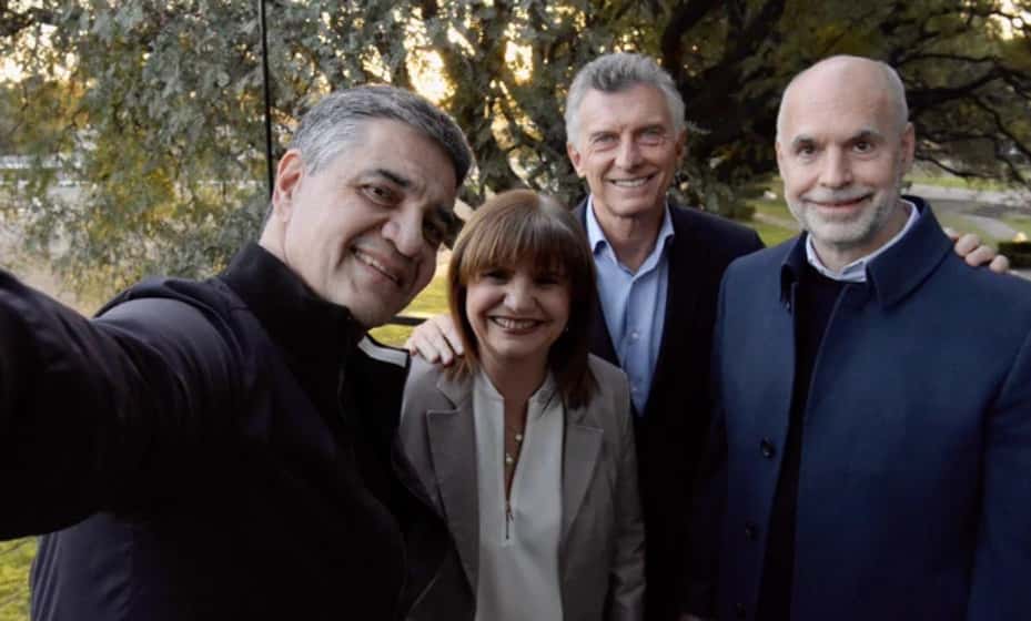Foto de unidad: Larreta, Bullrich y Mauricio se reunieron en el cierre de campaña de Jorge Macri