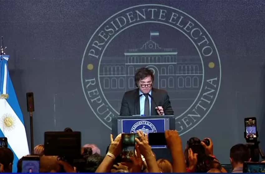 Milei habló por primera vez como Presidente: “Hoy comienza la reconstrucción de Argentina”