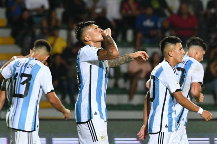 Preolímpico: Argentina cierra la primera fase ante Uruguay