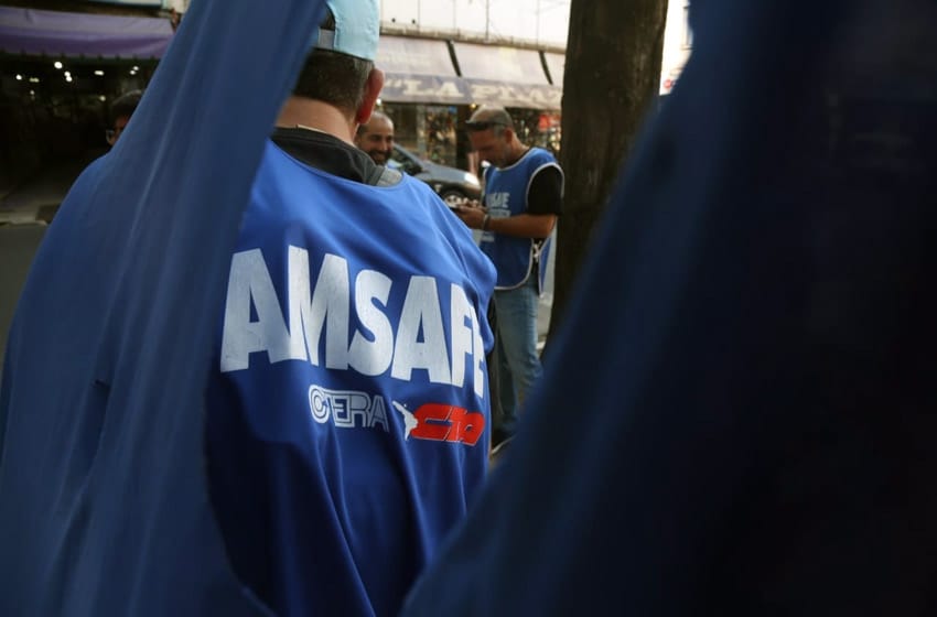 «Perotti, basta de provocaciones»: Amsafe ratificó el plan de lucha pese a la decisión del Gobierno de descontar los días de paro