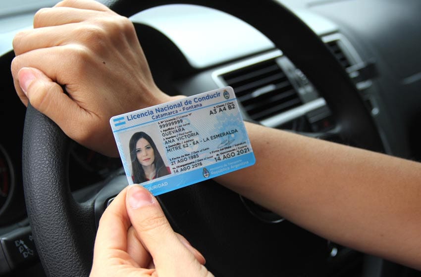 Vencen prórrogas de licencias de conducir otorgadas durante la pandemia en Rosario: cómo sacar turno para renovarlas