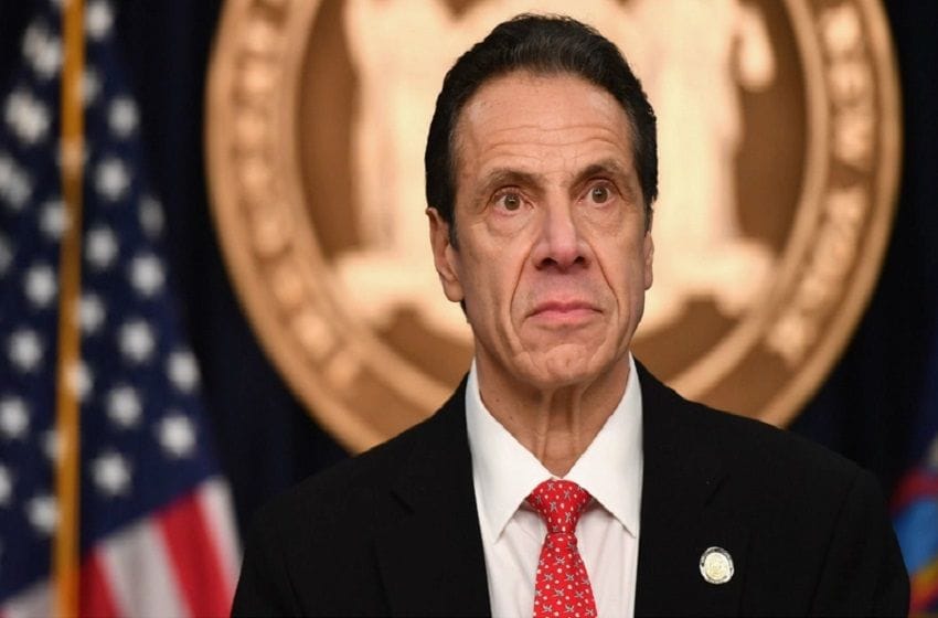 Tras las denuncias de acoso sexual, renunció el gobernador de Nueva York
