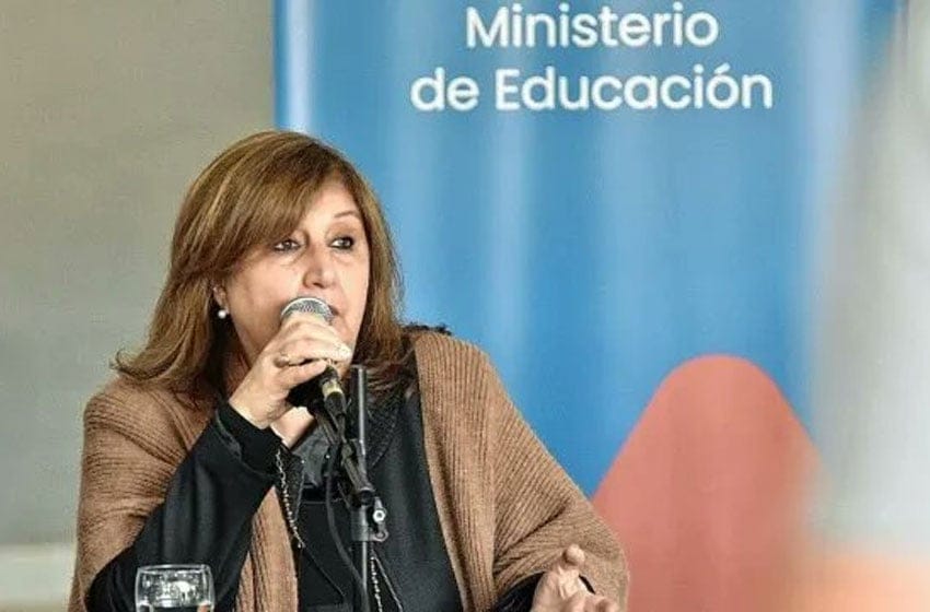 Por la educación secundaria en Santa Fe, piden interpelar a la ministra Adriana Cantero