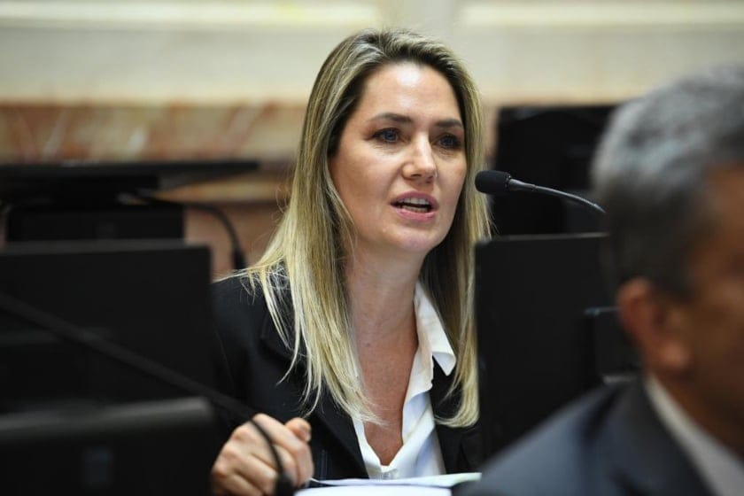 Carolina Losada: “Estoy para apoyar el proyecto del presidente, pero bajo un marco institucional”