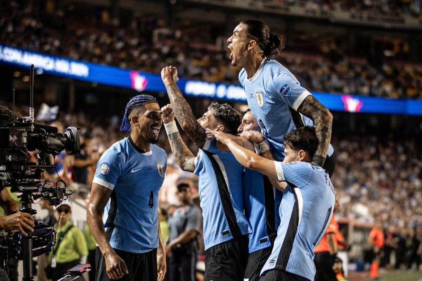 Uruguay venció a Estados Unidos de visitante y aseguró su lugar en Cuartos de Final de Copa América