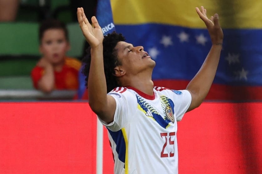 Copa América: Venezuela goleó a Jamaica y cerró el grupo B con puntaje perfecto