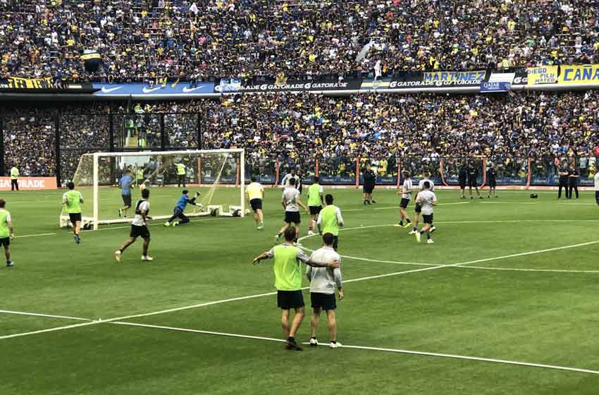 Con su estadio colmado, los hinchas de Boca hicieron el «Bombonerazo»
