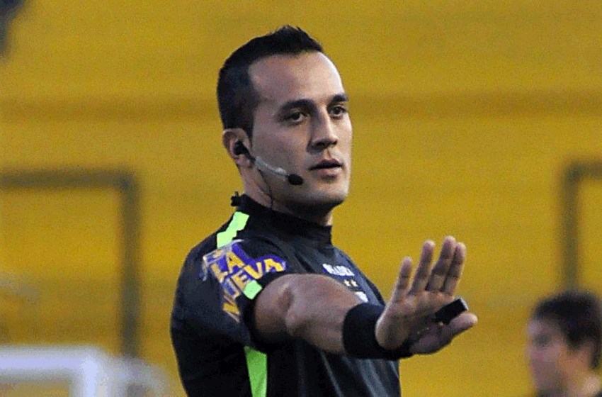 Espinoza: «Tuve que esconder a mi familia, mi hijo está encerrado hace dos días»