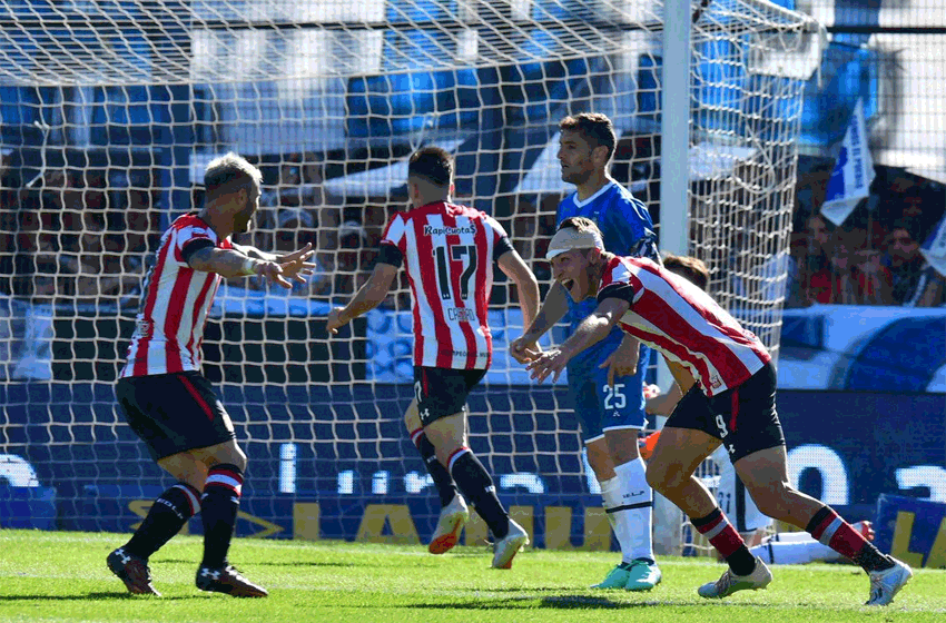 Estudiantes venció al Gimansia de Maradona y se quedó con el clásico de La Plata