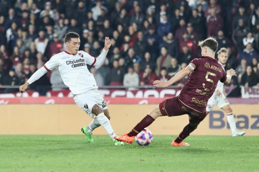 Newell’s no pudo con Lanús y cayó en su visita a La Fortaleza