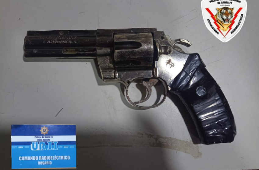 Detuvieron a un hombre por portar una réplica de un arma de fuego en ...