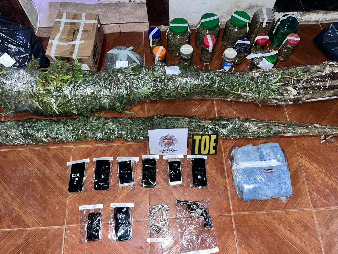 PDI galvez villa homicidio villa gobernador galvez - 1
