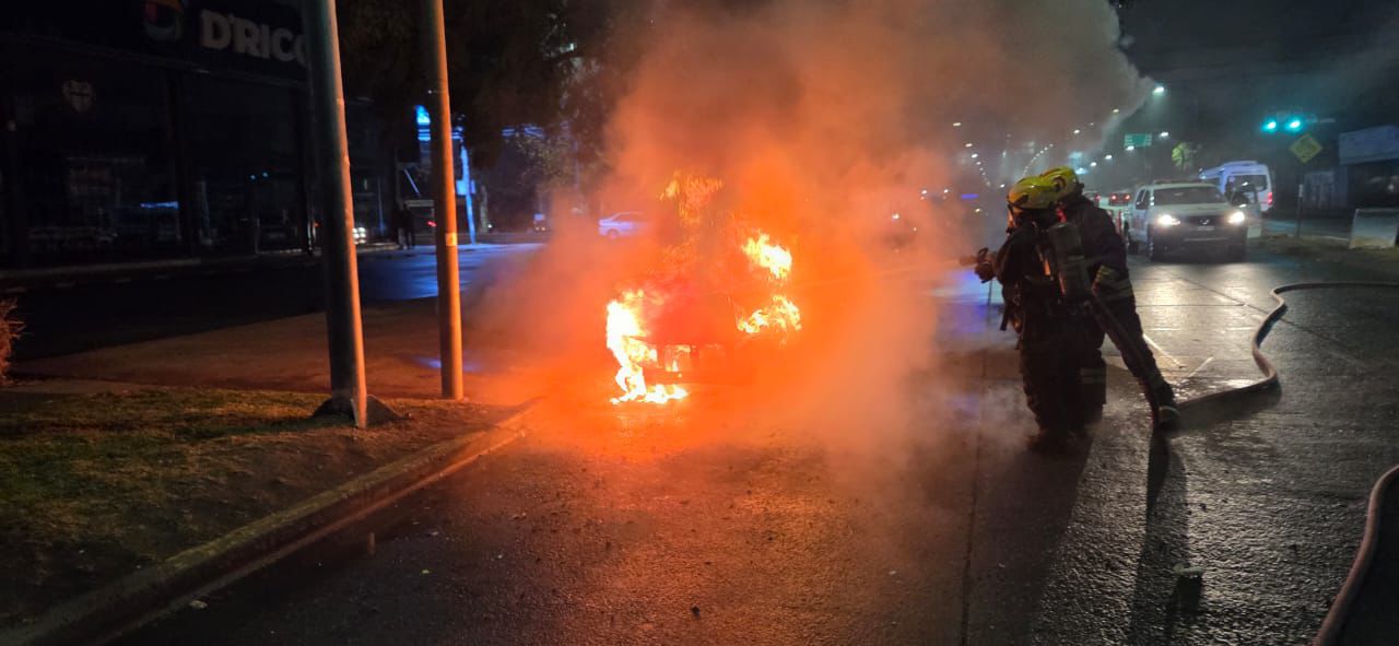 auto incendiado
