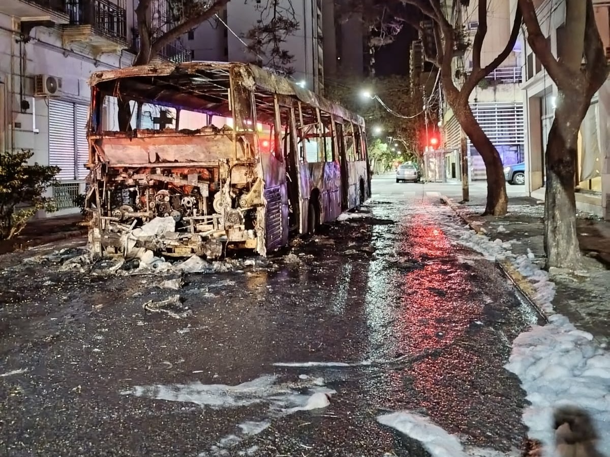 incendio colectivo salta y corrientes