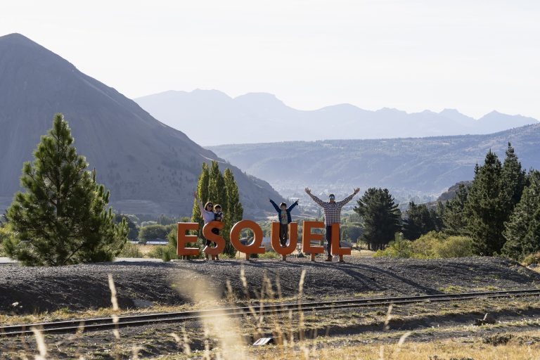 esquel