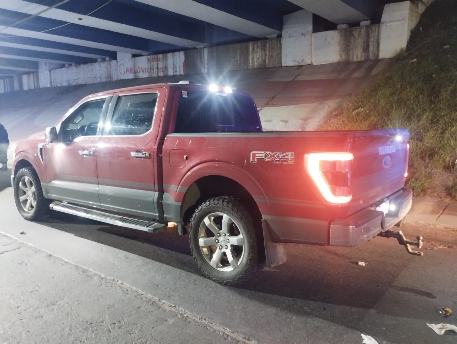 camioneta detenido colectora Circunvalación