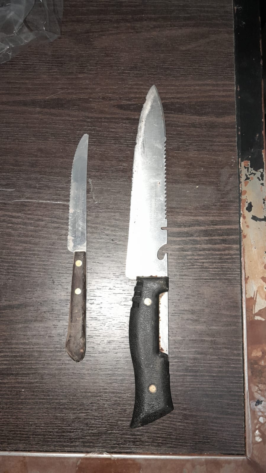 detenido cuchillo
