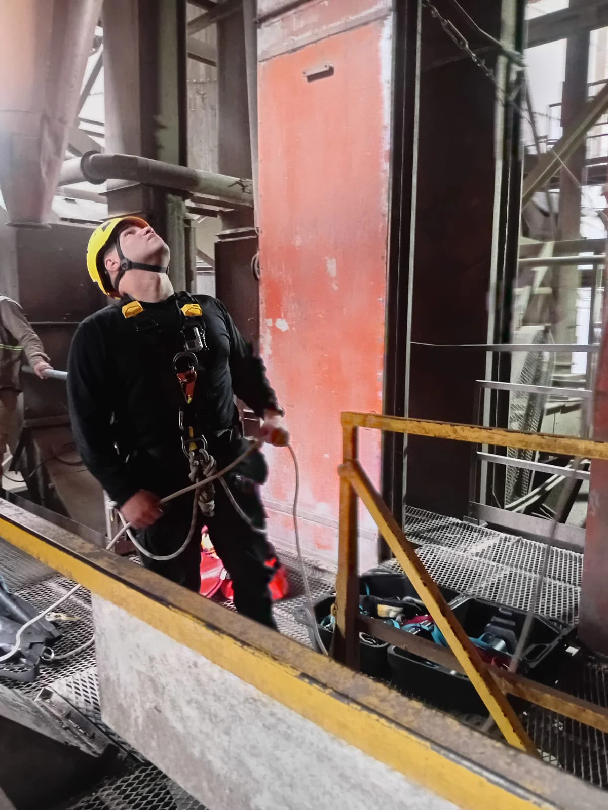 caida pozo rescate - 2